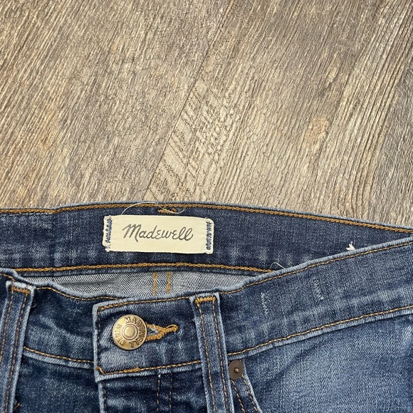 Madewell distressed 9 inch high rise skinny jeans - Picture 5 of 5